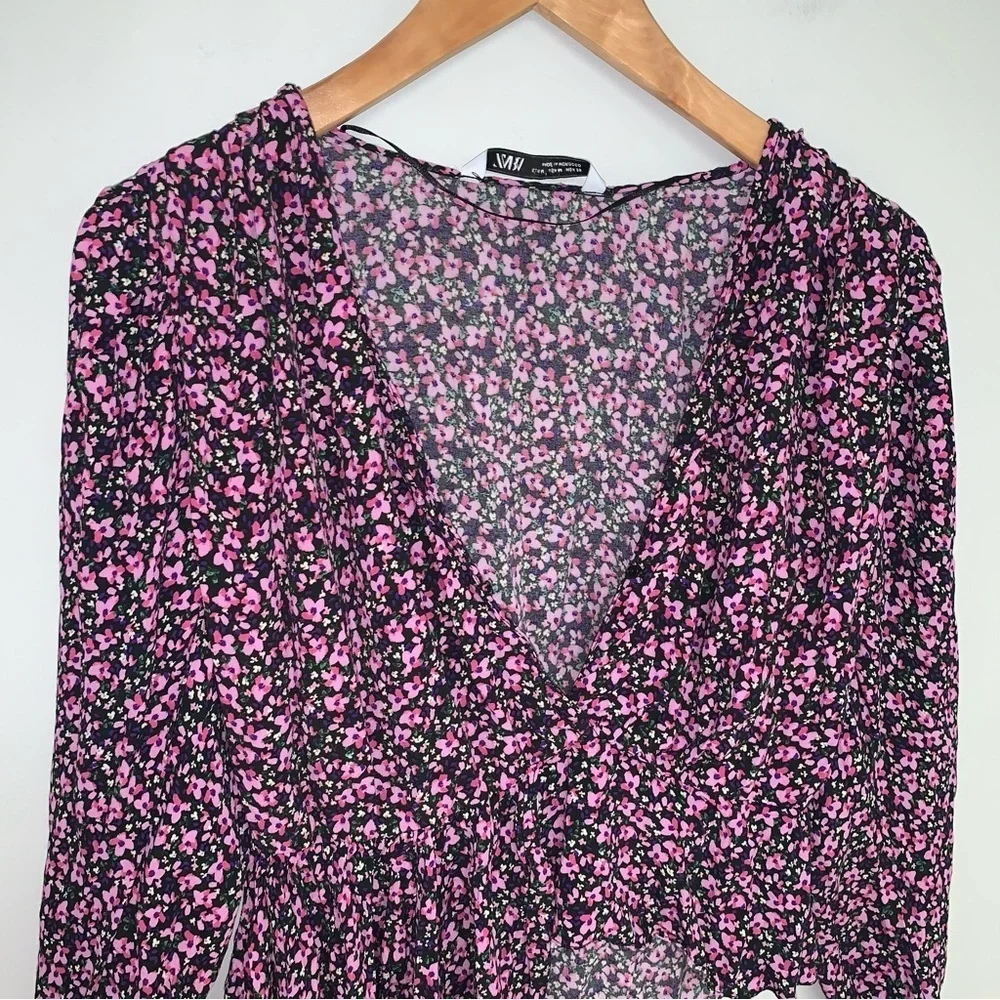 Zara Floral Blouse Women’s Medium Black‎ Pink Purple Ruffle Asymmetrical - Picture 7 of 11